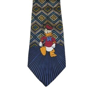 DISNEY ATLAS DESIGNS Sweden Mickey & Co. Donald Duck Mens Silk Tie 58" L 4"W